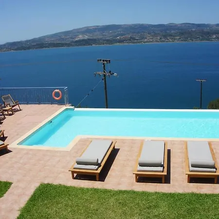 Erato - Private Pool Fársa