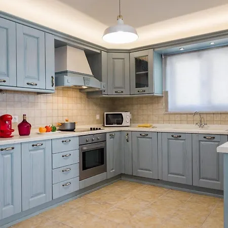 Erato - Private Pool