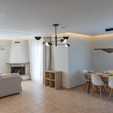 Erato - Private Pool Villa *