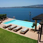 Villa Erato - Private Pool Fársa
