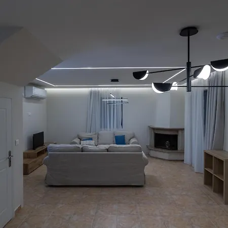 Erato - Private Pool * Farsa
