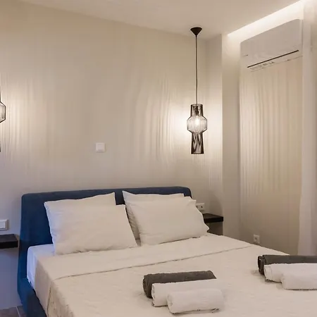Erato - Private Pool * Farsa