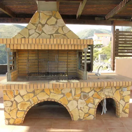 Erato - Private Pool * Fársa