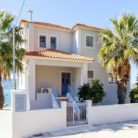 Erato - Private Pool