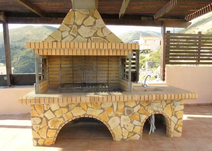 Erato - Private Pool * Fársa