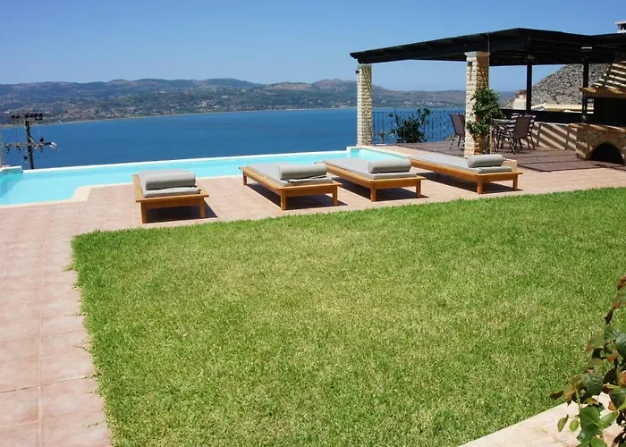 Erato - Private Pool *